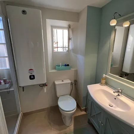 C054-Bel Appartement Lumineux Au Coeur Du Suquet Cannes Exterior foto